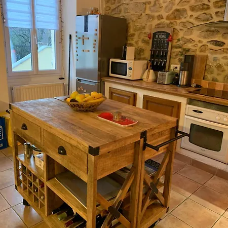 Holiday home Maison Avec Piscine Entre Gard Et Ardeche Gagnieres